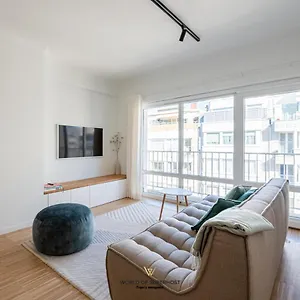luxurious-apartment-next-to-the-sea-and-city-centre.bruges-hotels.info/